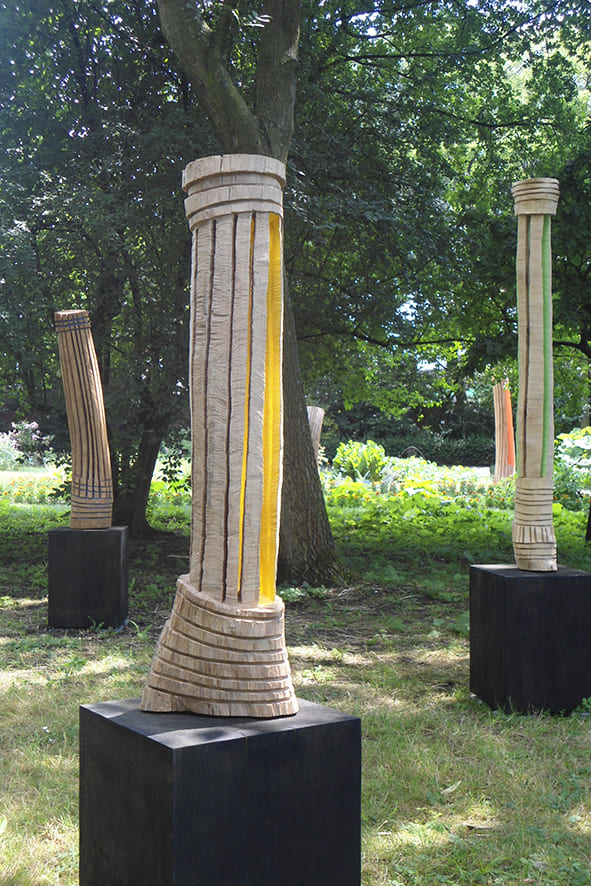 421,422s-14 'Pedestal IV & V'-a